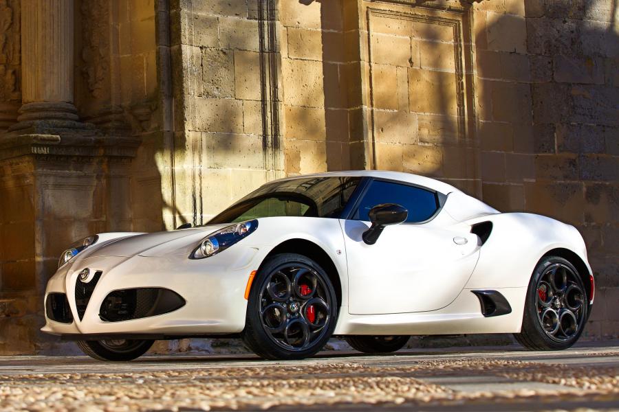  Alfa Romeo 4C Launch Edition (960) 2015 года  (NA) (фото 39 из 44)